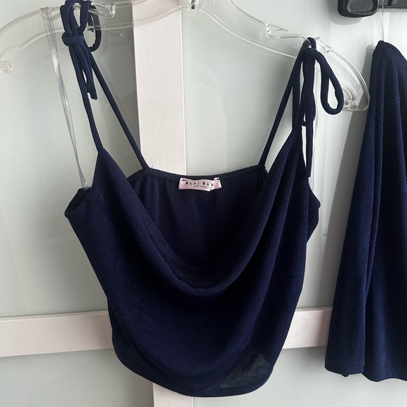 Mini skirt and top bundle - Picture 2 of 4